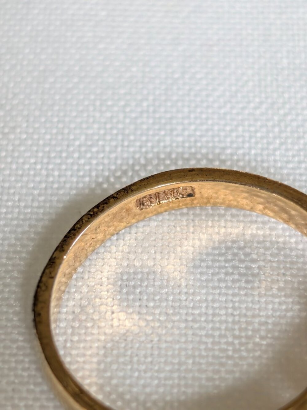 Gold-toned Crystal CZ Ring Vintage Size 8.75 - Picture 6 of 10